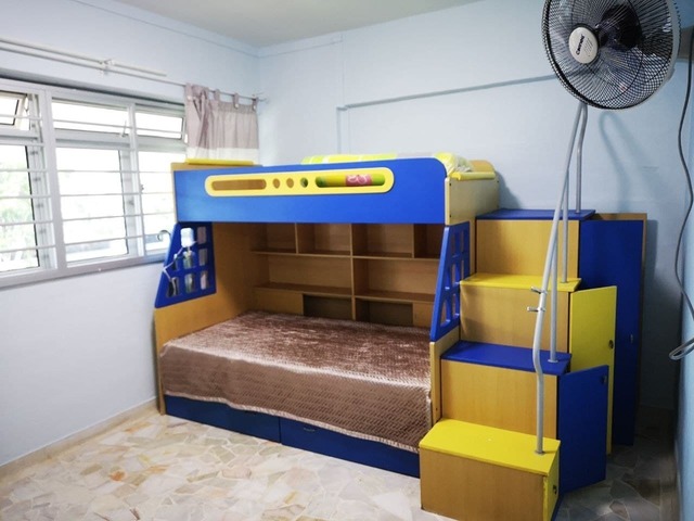 Common room for rent at Teck Whye Avenue