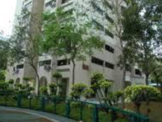 10 Marsiling (Share Room)  – Near Market/ Wifi / Female only!!