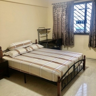 Spacious Room for Rent - Immediate