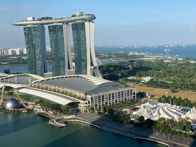 Stunning Marina Bay Sands View  - 1 Bedroom unit with Equipped Kitchen