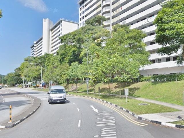 6 Ghim Moh Road (Small Bedroom) – Near Bouna Vista MRT ; Food Center; Coffee Shops: With Wifi