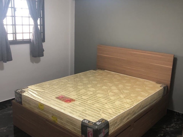 Common room and common toilet for rent @ Block 39 Circuit Road