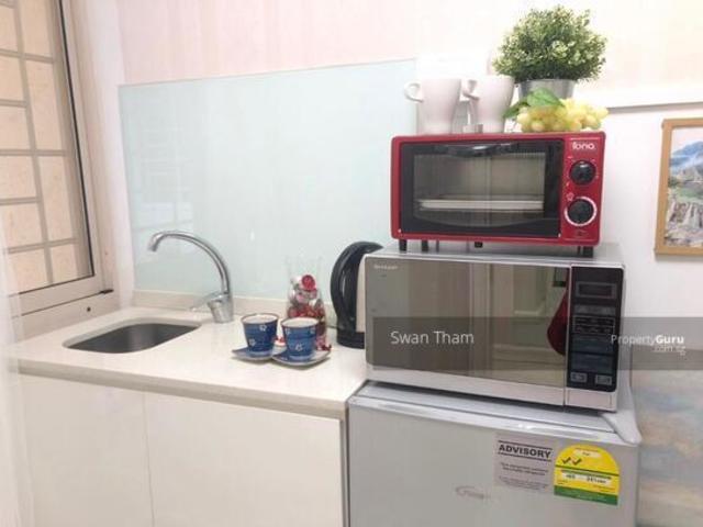 Studio Condo with walk-in Wardrobe 3 mins walk to MRT, near Jurong East