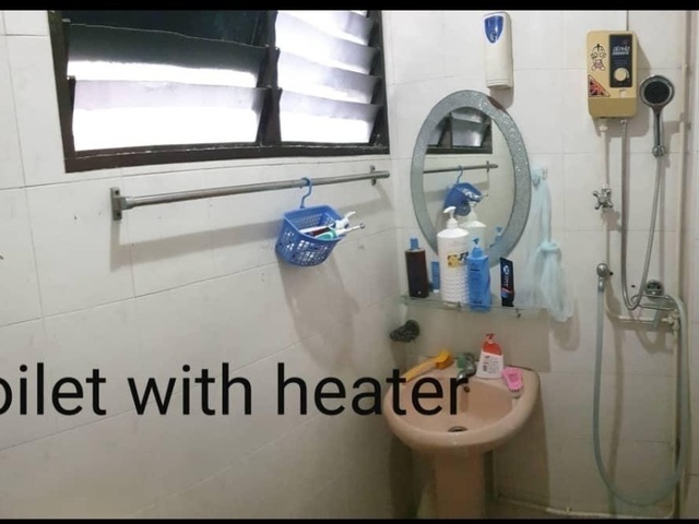 master bedroom for sharing and can move in immediately