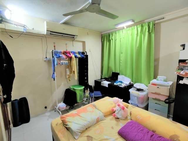 master bedroom for sharing and can move in immediately