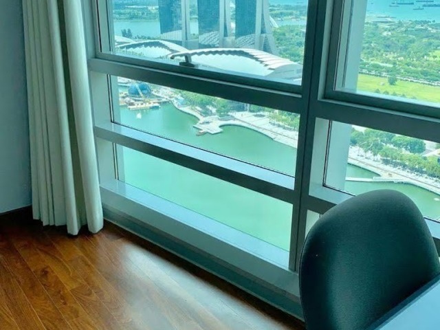 Big Furnish Bedroom Facing Marina Bay Sands , MBFC/Asia Square/Raffles place