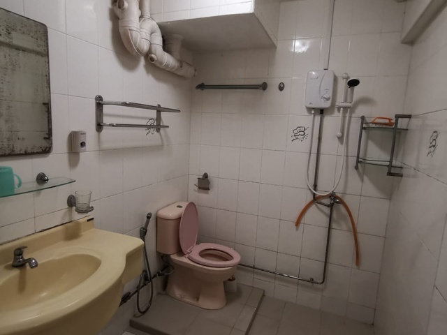 CBD - 107 Spottiswoode Park Road