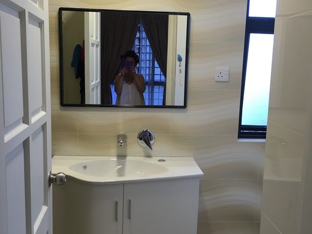 Junior room with bathroom