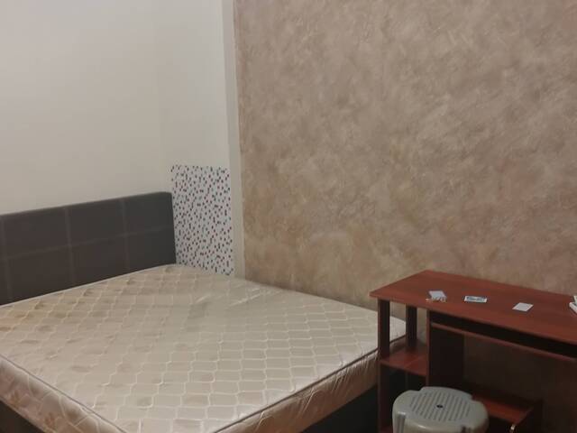 Near choachugang MRT 3 minutes have master room for rent