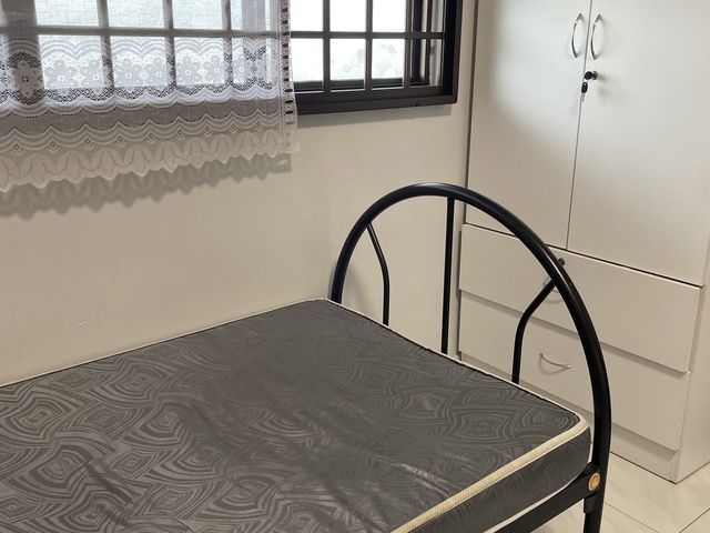 Shared Room for Ladies