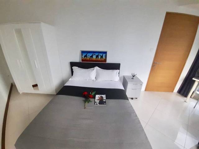 Spacious Queen Room ,Super High floor - MBFC/Marina Bay Sands