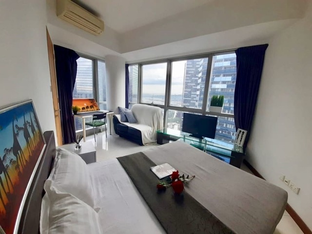 Spacious Queen Room ,Super High floor - MBFC/Marina Bay Sands
