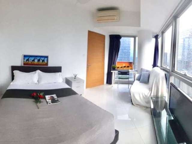 Spacious Queen Room ,Super High floor - MBFC/Marina Bay Sands