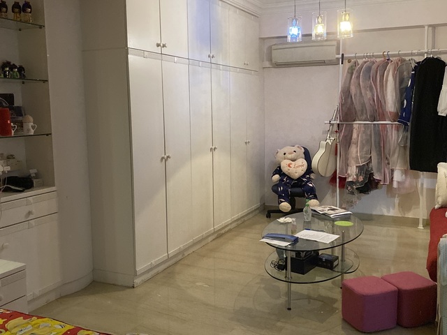 Large Masterbedroom (2 in 1) 30m2