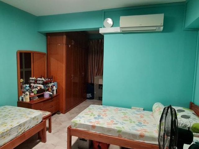 Masters bedroom sharing