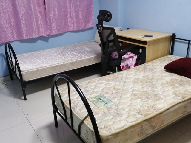 Blk 835 JURONG WEST room to rent