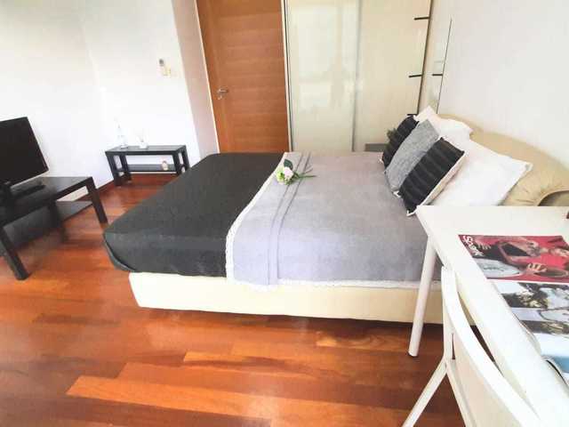 Marina Bay Sands View, Queen Room - Expats Housemates