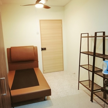 COMMON ROOM FOR RENT, NO OWNER STAY.