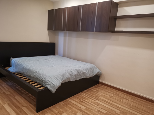 Room To Rent at Mountbatten MRT