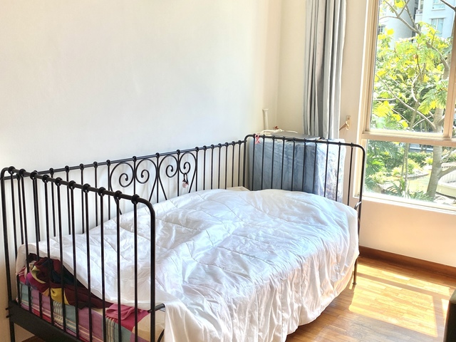 CANBERRA - Yishun Emerald Condo Common Room For Rent