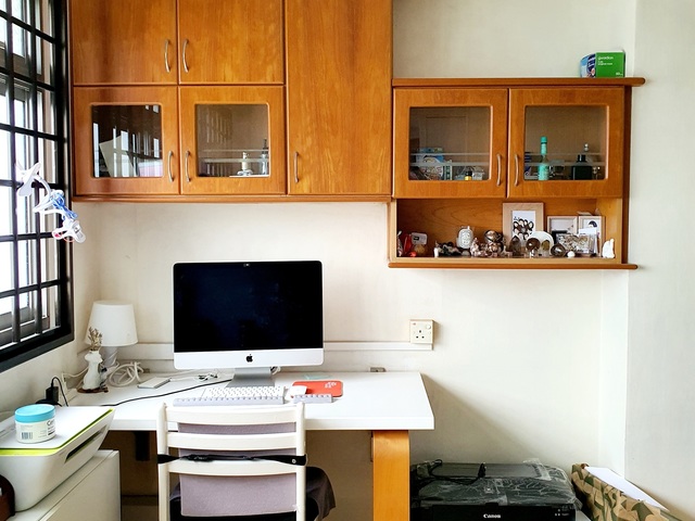 RARE! 3 mins walk to Tiong bahru MRT, Master Room ensuite for rent at 6 kim tian road! 1-2 pax Queen