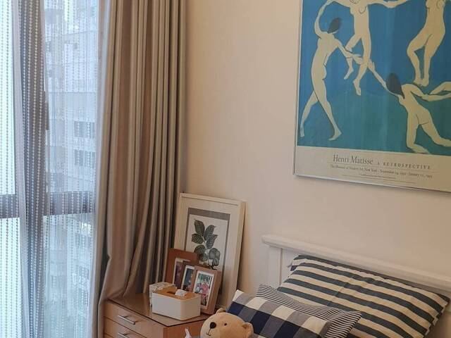 Nice quiet Sengkang condo common room for rent