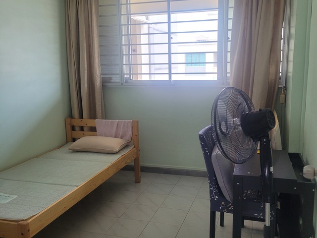 Cozy Common room near Tampines Hub