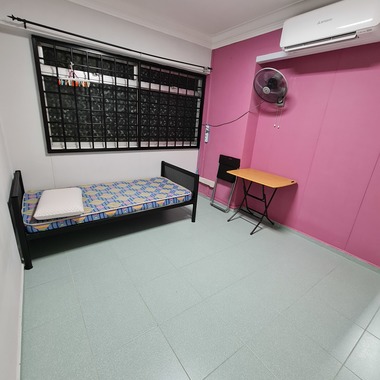 Common room for rent at Tiong Bahru