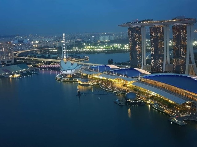 Big Furnish Queen Room @ CBD , Downtown / Raffles place MRT