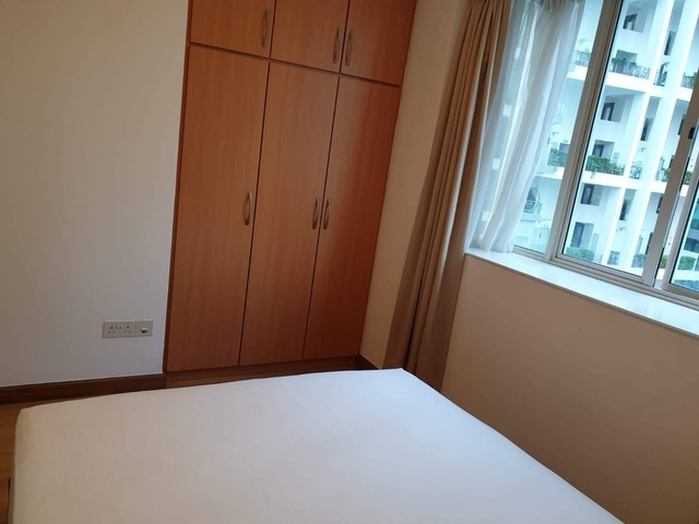 River Valley - CBD Queen Room for Rent