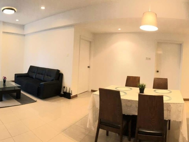 River Valley - CBD Queen Room for Rent