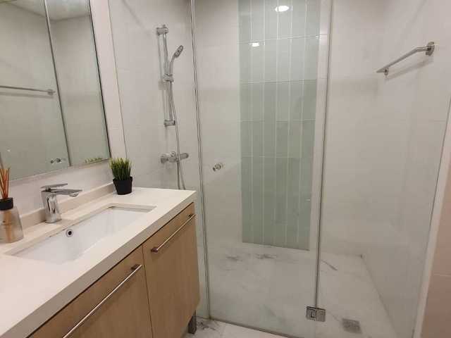 New Furnish Big Room with Private Bathroom - Marina Bay Sands View