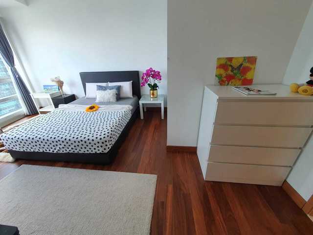 New Furnish Big Room with Private Bathroom - Marina Bay Sands View