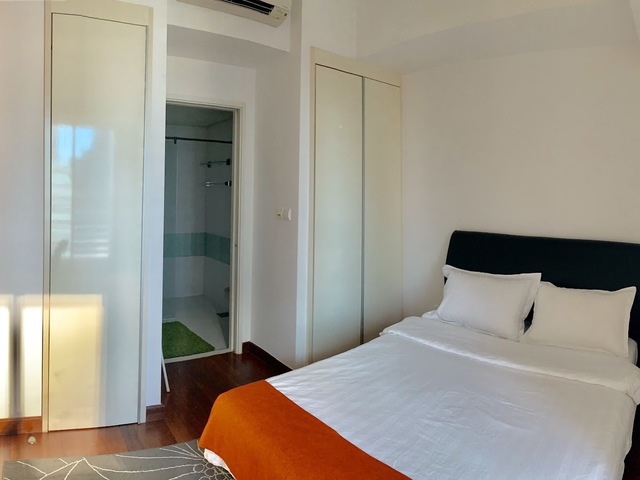 Large 1 Big Bedroom Unit , Raffles Place / Downtown / Marina Bay MRT