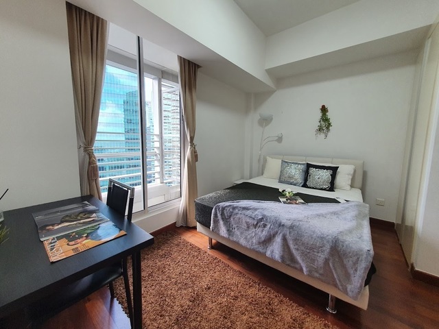 Bay View And Sea View ,Super High Floor Two Bedroom Unit - Full Furnish