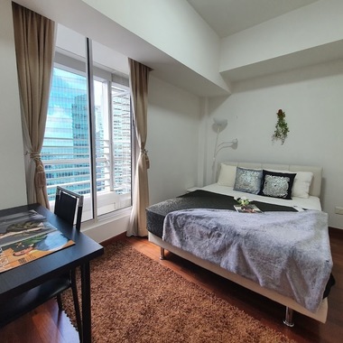 Bay View And Sea View ,Super High Floor Two Bedroom Unit - Full Furnish