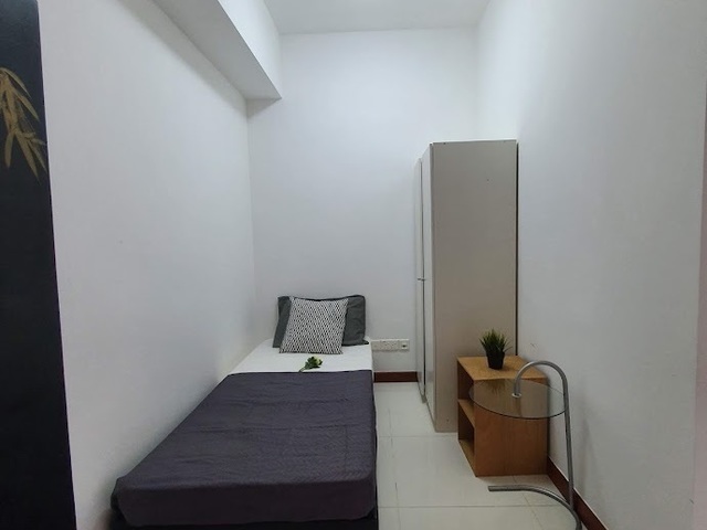 Bay View And Sea View ,Super High Floor Two Bedroom Unit - Full Furnish