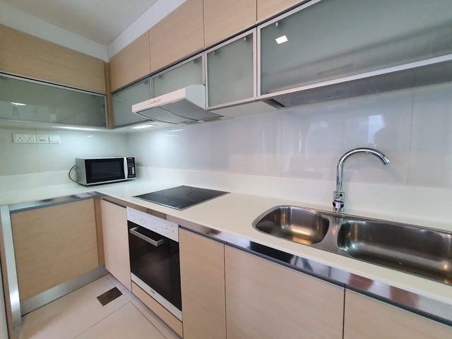 Bay View And Sea View ,Super High Floor Two Bedroom Unit - Full Furnish