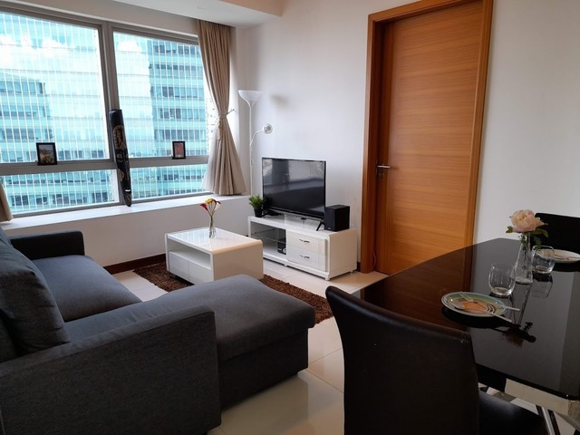 Bay View And Sea View ,Super High Floor Two Bedroom Unit - Full Furnish