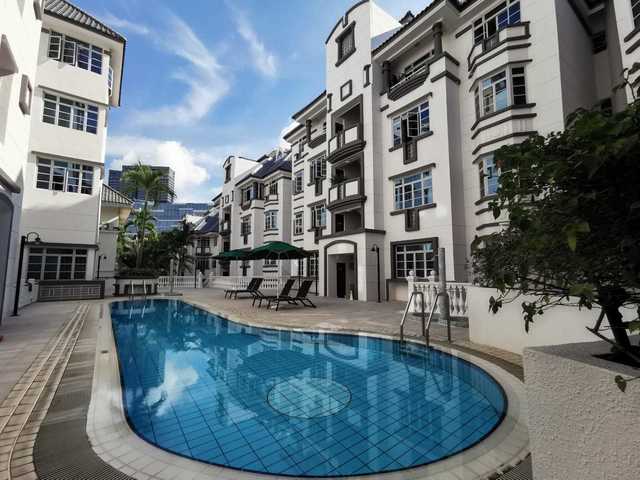 Newton MRT/Near Orchard MRT/Stevens MRT/Pinetree Condo /Available 10 Feb