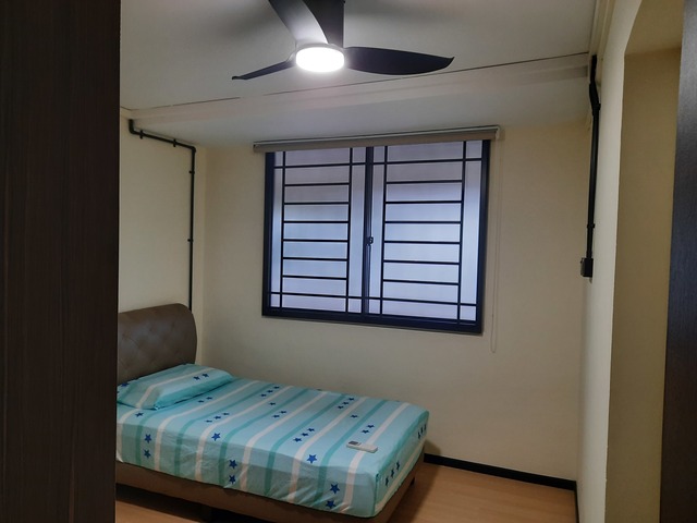 ***TWO (2) Common Bedroom @Tampines East MRT Station***