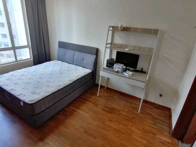 Master room for rent