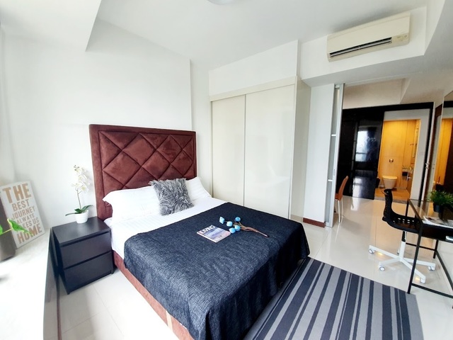 Styled 1 bedroom apartment with high quality materials - Marina Bay Sands view