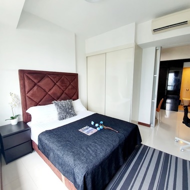 Styled 1 bedroom apartment with high quality materials - Marina Bay Sands view