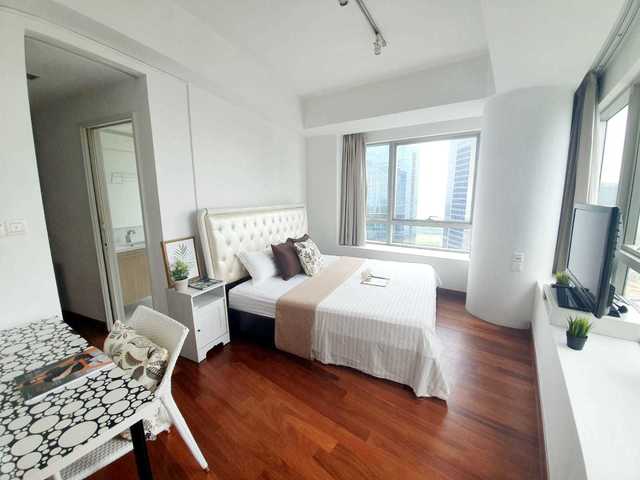 Big En-suite Master Room @ CBD Location