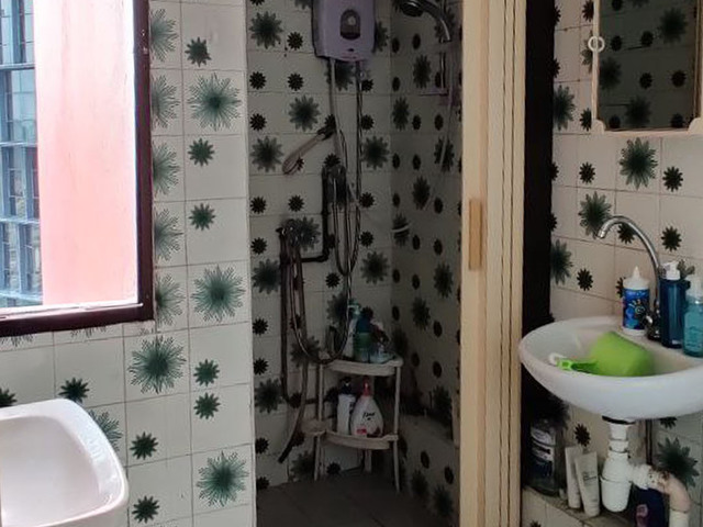 Condo Common Room with Shared Bathroom