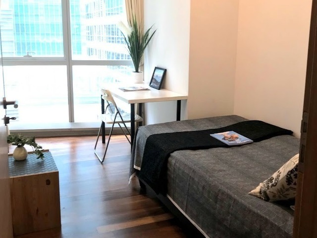 Just inside CBD , Full Furnish Single Room , Expats Flatmates , Raffles Quay MRT