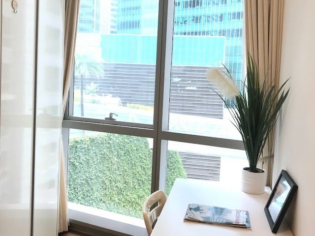 Just inside CBD , Full Furnish Single Room , Expats Flatmates , Raffles Quay MRT