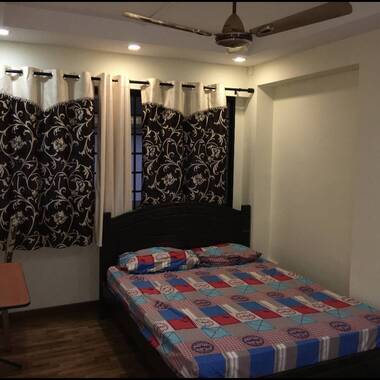 Indian Tamil Owner Looking Indian Female Tenant