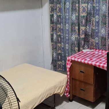 Jalan Eunos, near Eunos MRT, small common room, for rent